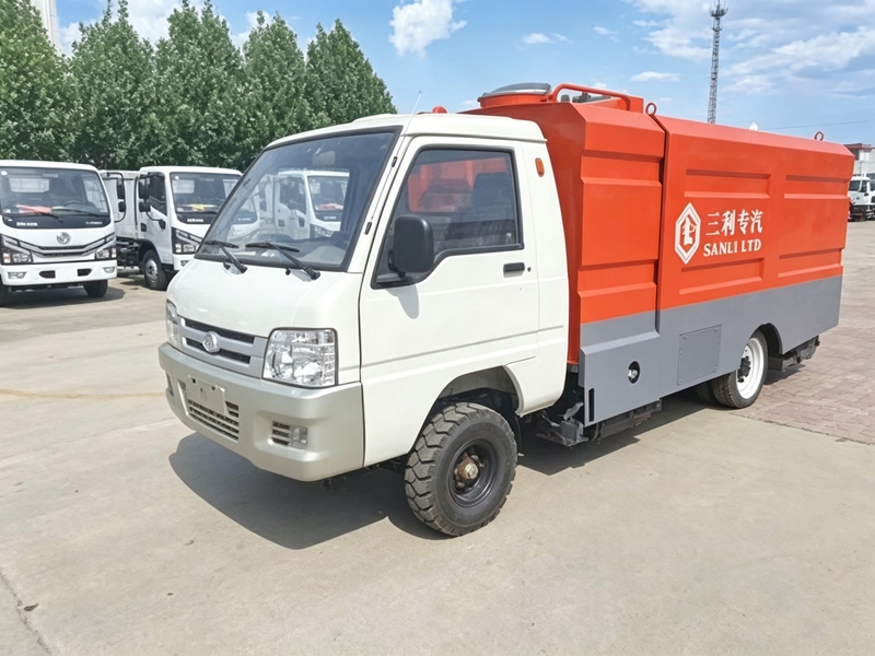 小型节能洗扫车