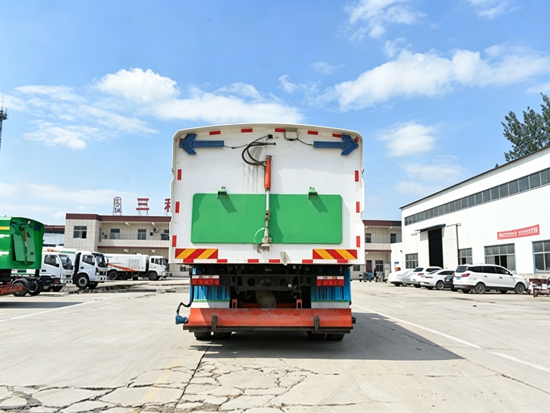 干式真空吸尘车